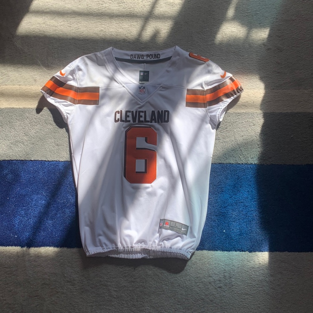 Baker Mayfeild jersey